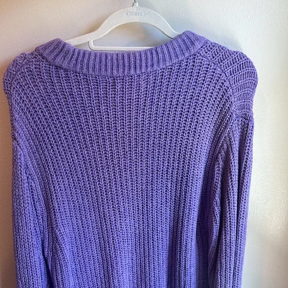 Aritzia purple sweater - Picture 3 of 3